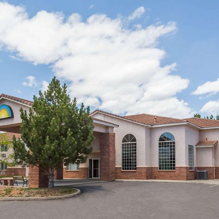 Days Inn By Wyndham Capitol Reef Torrey Exterior foto