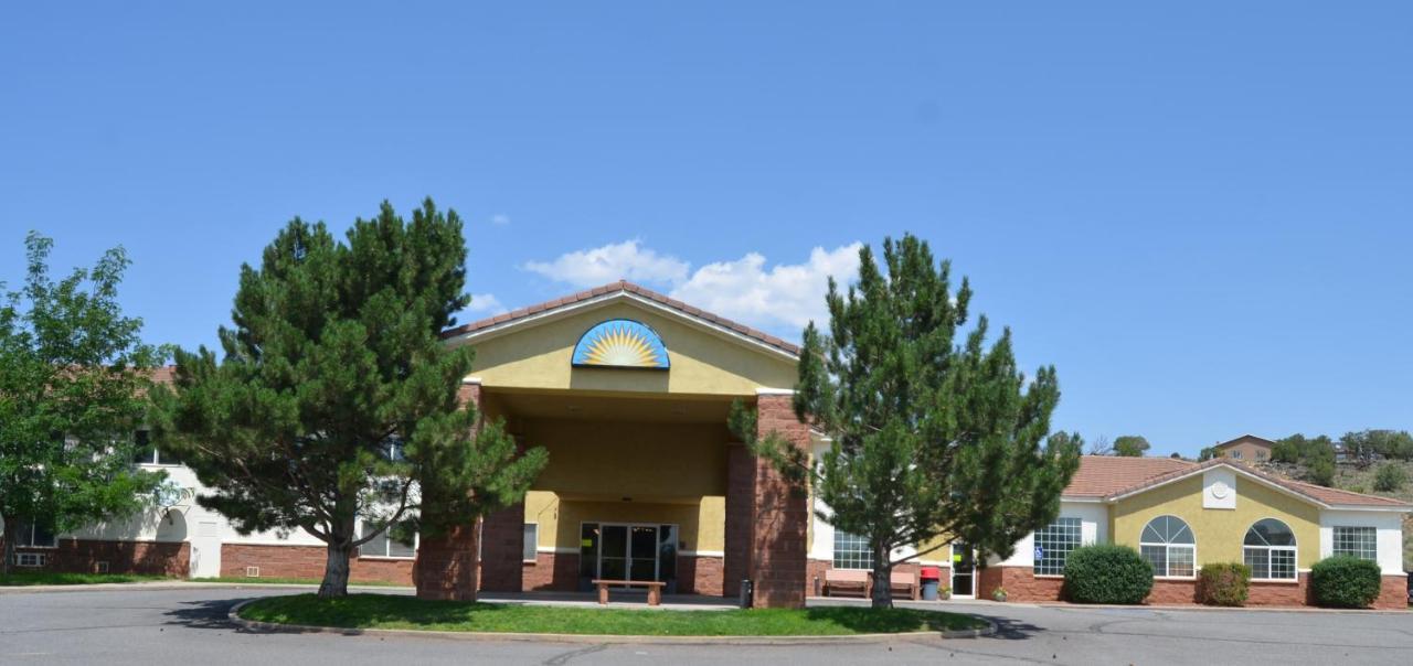 Days Inn By Wyndham Capitol Reef Torrey Exterior foto