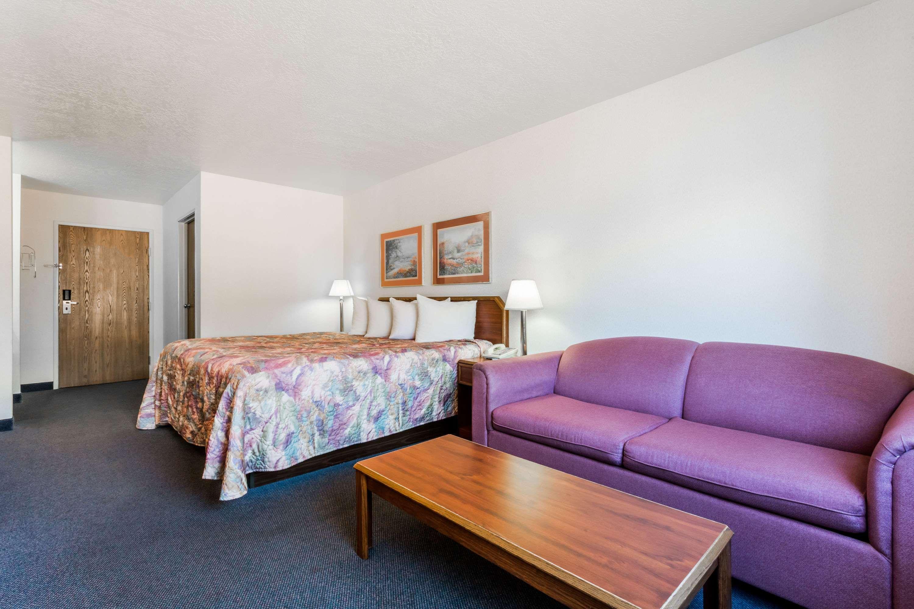 Days Inn By Wyndham Capitol Reef Torrey Exterior foto